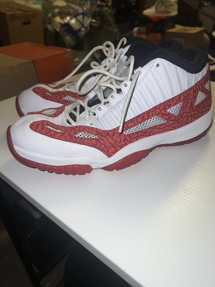 Air Jordan 11 Retro IE Low Gym Red size 10.5 no boxed used good