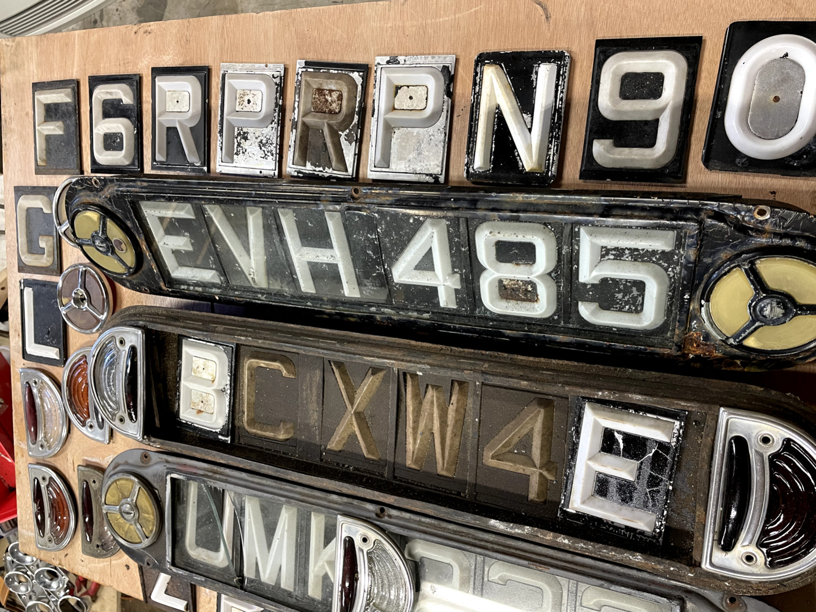 ROLLS ROYCE SILVER CLOUD BENTLEY WIPERS. WORLDS LARGEST USED 1946-1965 INVENTORY