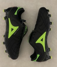 PIRMA LEATHER SOCCER CLEATS SIZES 8 or 9 BRAND NEW WITHOUT BOX MEXICO AMERICA
