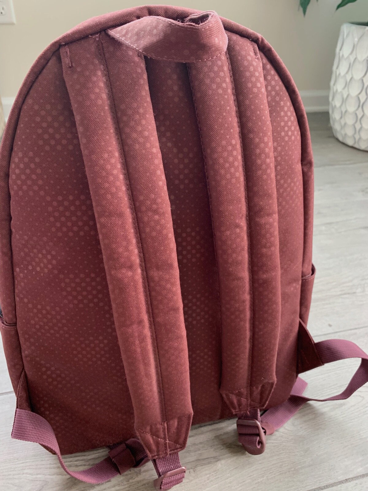 Herschel Supply Classic Xl BackpackMaroon Red, Very … Gem
