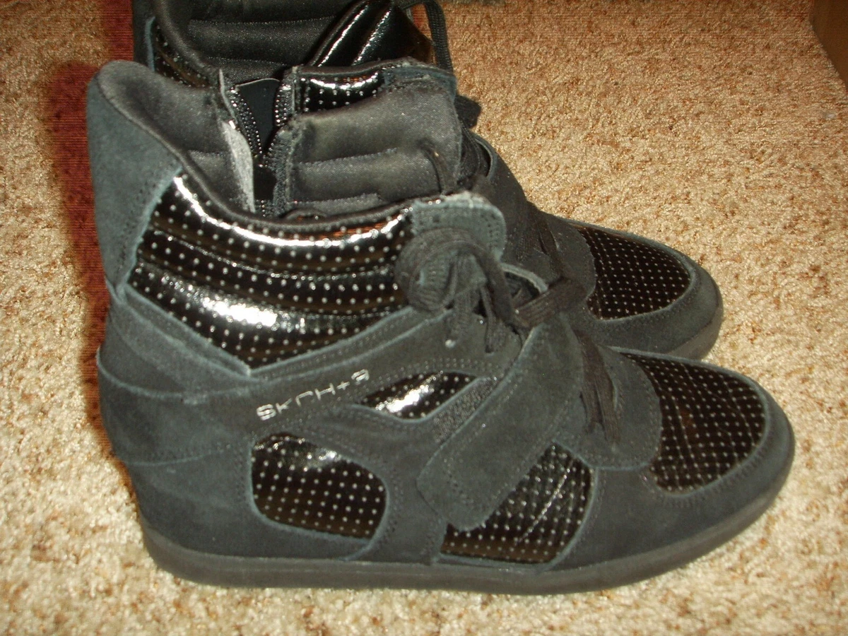 Skechers hidden heel sneakers 2025