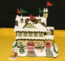 Rudolphs Christmas Town Collection Santa Mrs.Clauses Castle Issue One COA #D5813