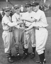 MELL OTT JO JO MOORE JOE DIMAGGIO & LOU GEHRIG BEFORE 1937 WORLD SERIES 8x10 1 