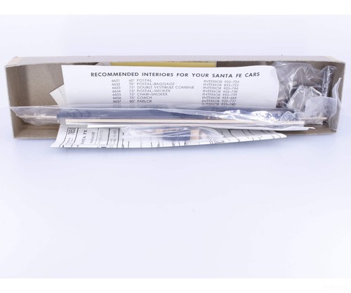 Walthers 933-6650 HO 70' Baggage Car Kit, Less Trucks Santa Fe (SF) | Condition: Used