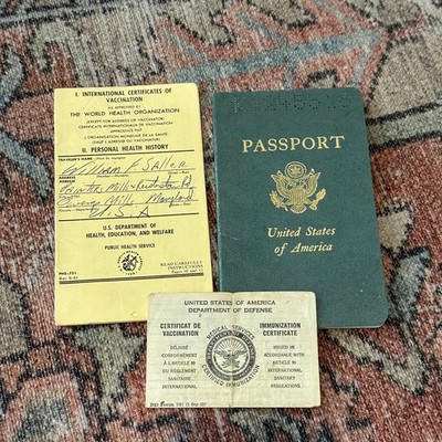 1969 US PASSPORT Lots of Stamps W/ Vaccination Certificates Good Condition!