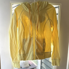 Lululemon Women s Yellow Full Zip Hooded Fleece Hoodie Pockets Logo Sz 8