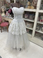 Antique 1950s Prom / Wedding Dress Lace Tulle Fabric D