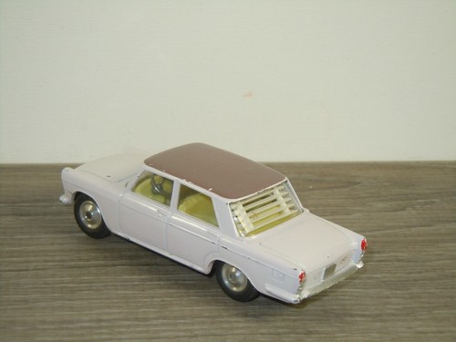 Fiat 2100 - Corgi Toys 232 England *60571 - Imagen 2 de 5