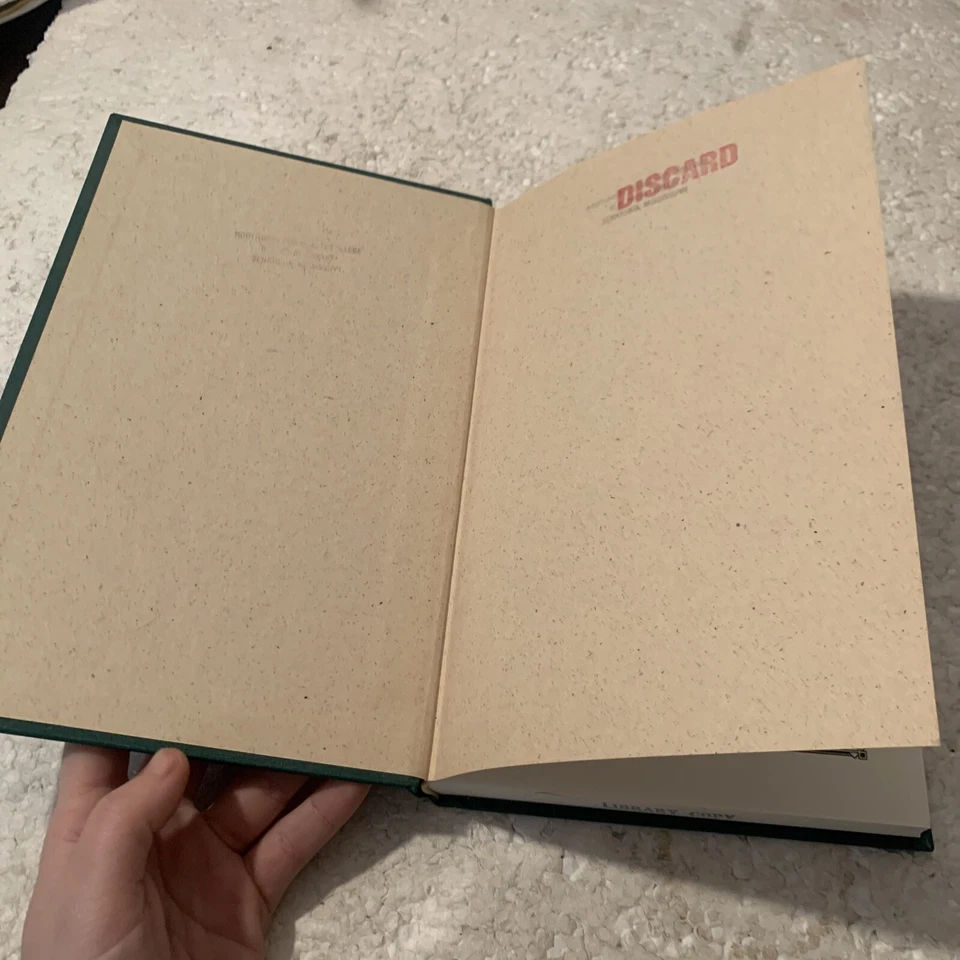 Sinclair Ross’s As For Me and My House 5 Decades of Criticism David Stouck HC - Image 2 of 4