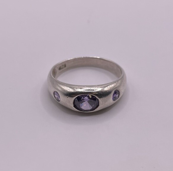 Sterling Silver Amethyst Trio Solid Ring Size 9.25 - image 9