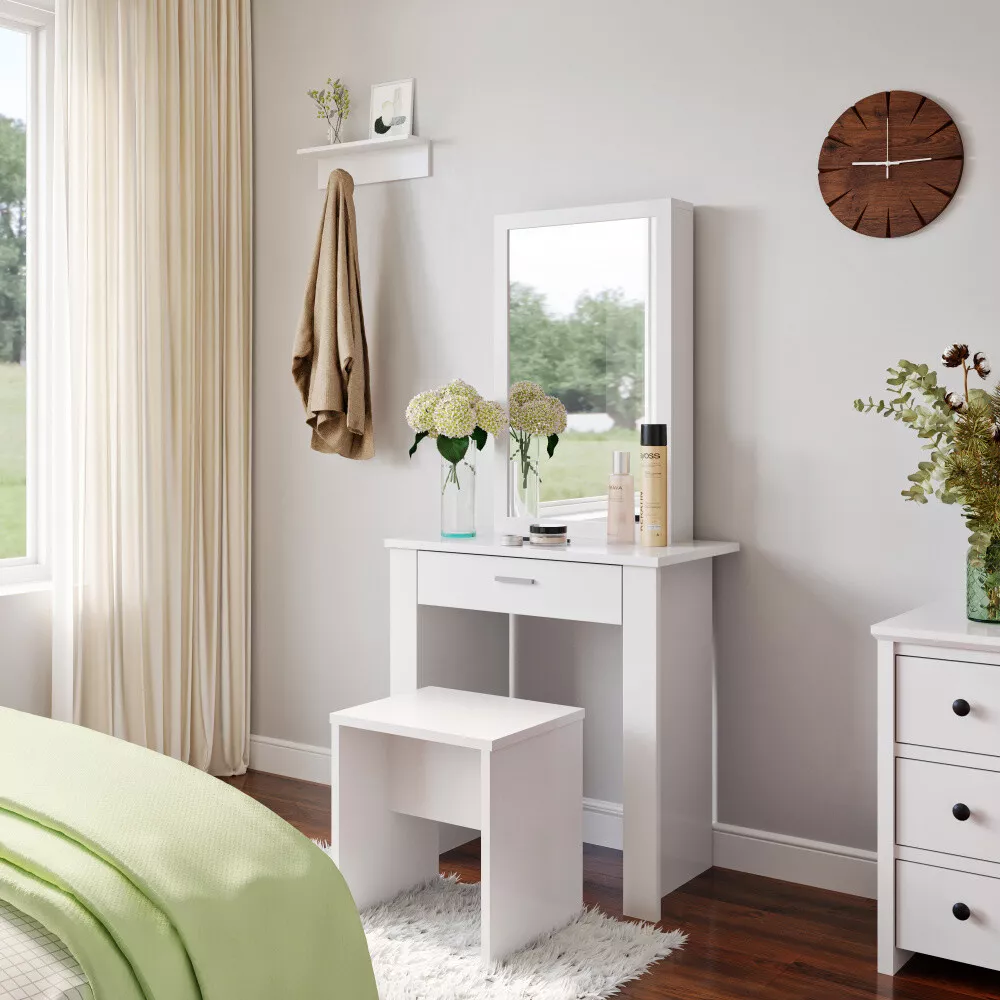 Slim dresser with mirror outlet