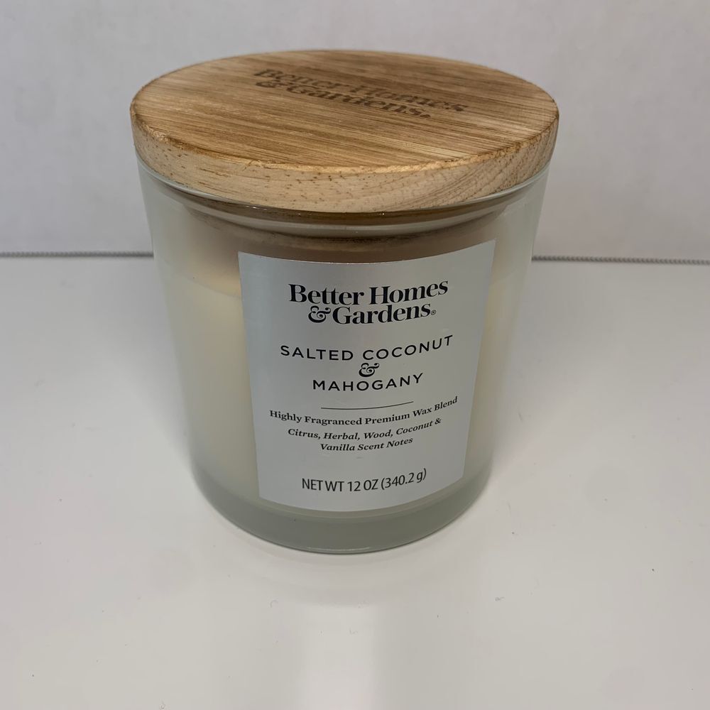 Better Homes and Gardens Salted Coconut and Mahogany Two Wick Candle NEW
