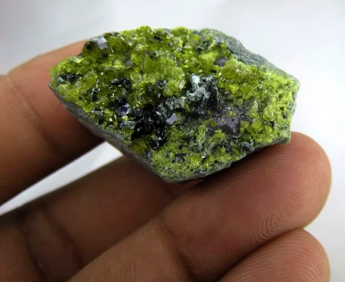 146 CARATS GREEN GARNET WITH EPIDOTE & BLACK MICA @ AFGHANISTAN, BC-22