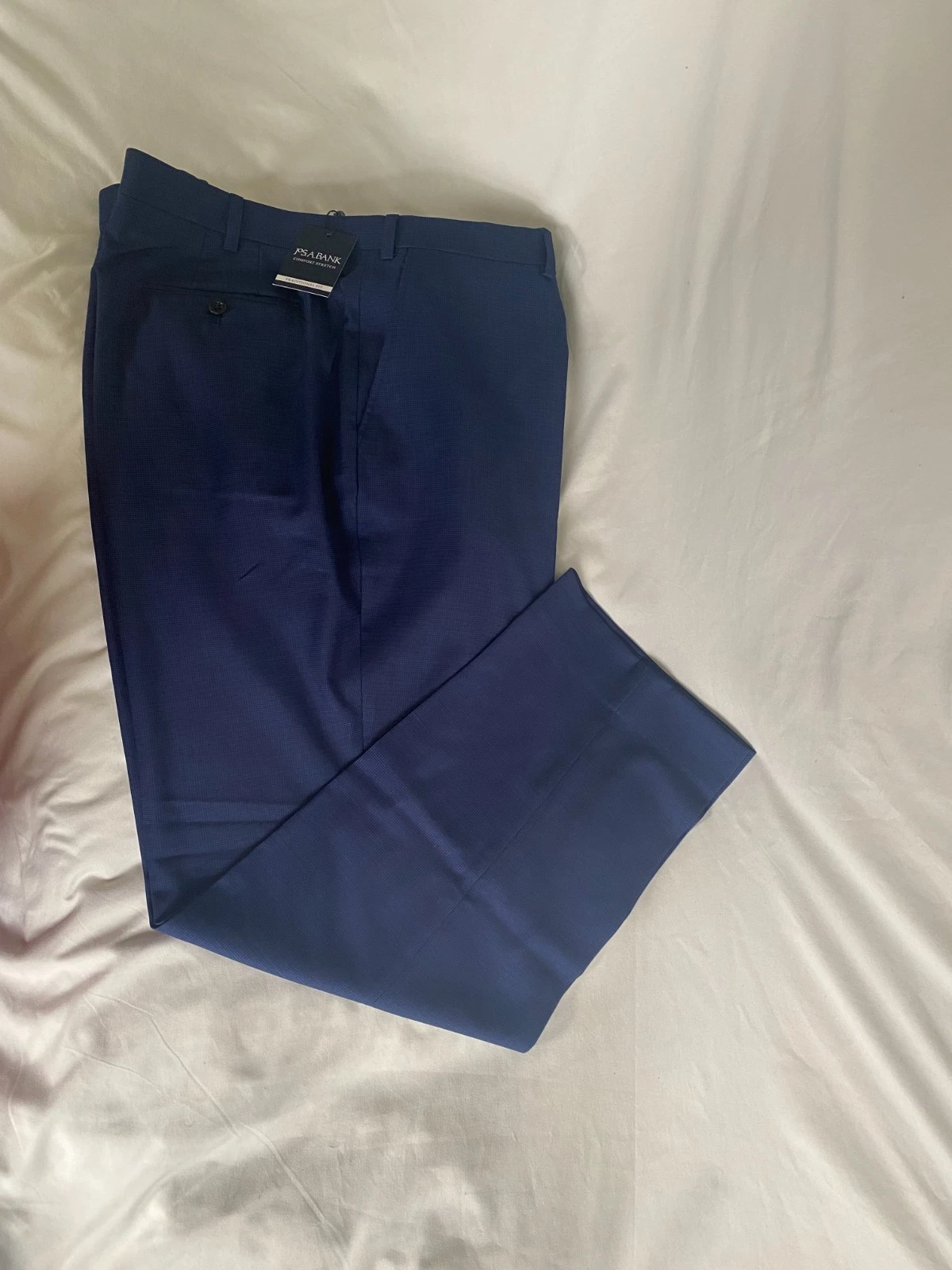 $160 JOS A BANK Dress Pant Trousers 66% Wool Traditional Fit Navy Mens 48X32 NWT