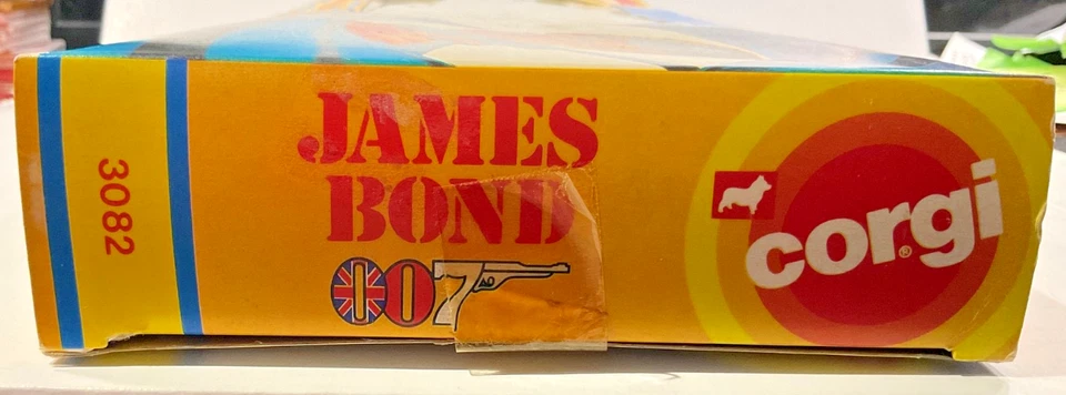 1979 CORGI JAMES BOND 007 VEHICLE SET OF 5 IN BOX ASTON MARTIN SHUTTLE LOTUS VAN - Image 4 of 4