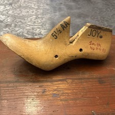 Vintage Wood Shoe Mold, 5 1/2 AA