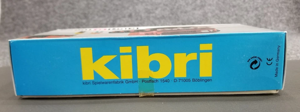 Kibri HO Model Kit 10628 MB 4 AXLE SEMI TRUCK UNASSEMBLED OPEN BOX - Image 3 of 4