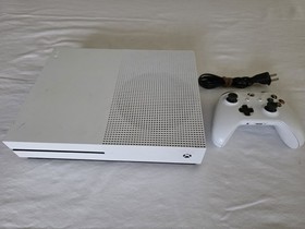Microsoft Xbox One S Console White Complete w/ 2 Free Games Tested Working