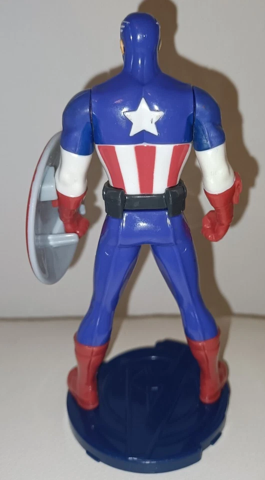 Marvel Avengers Capitan America 13cm Action Figure pupazzo personaggio usato  - Immagine 2 di 3