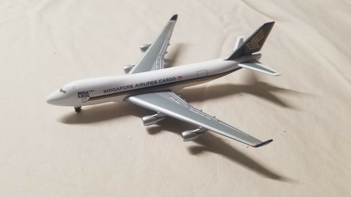 安価 Herpa Wings Levi Strauss 1/500 Boeing 707-300 Plane