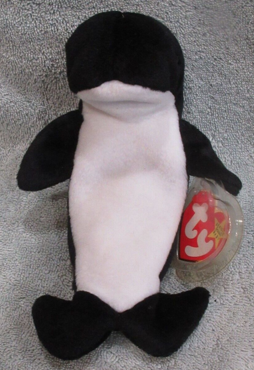Ty Beanie Baby Waves the Whale DOB December 8, 1996 MWMT Free Shipping