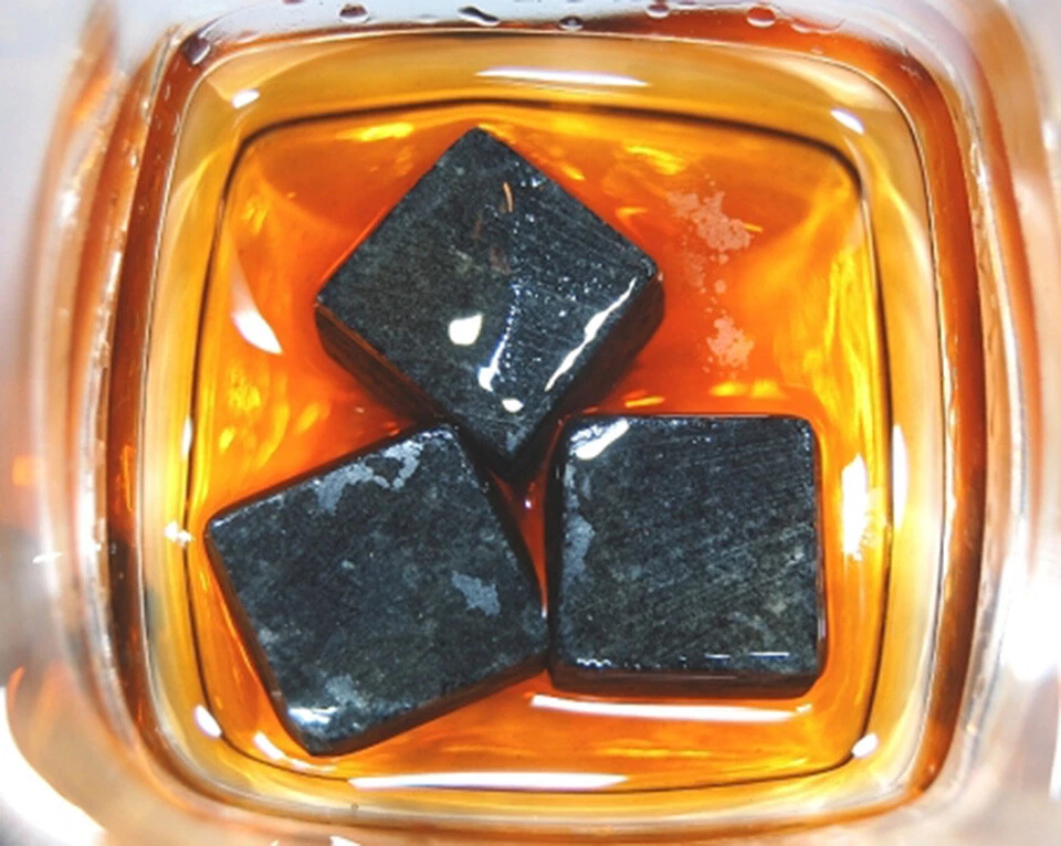 10 piezas PIEDRAS DE WHISKY - Hechas en EE. UU. ¡La piedra auténtica lo mantiene frío! Foto 3 de 4