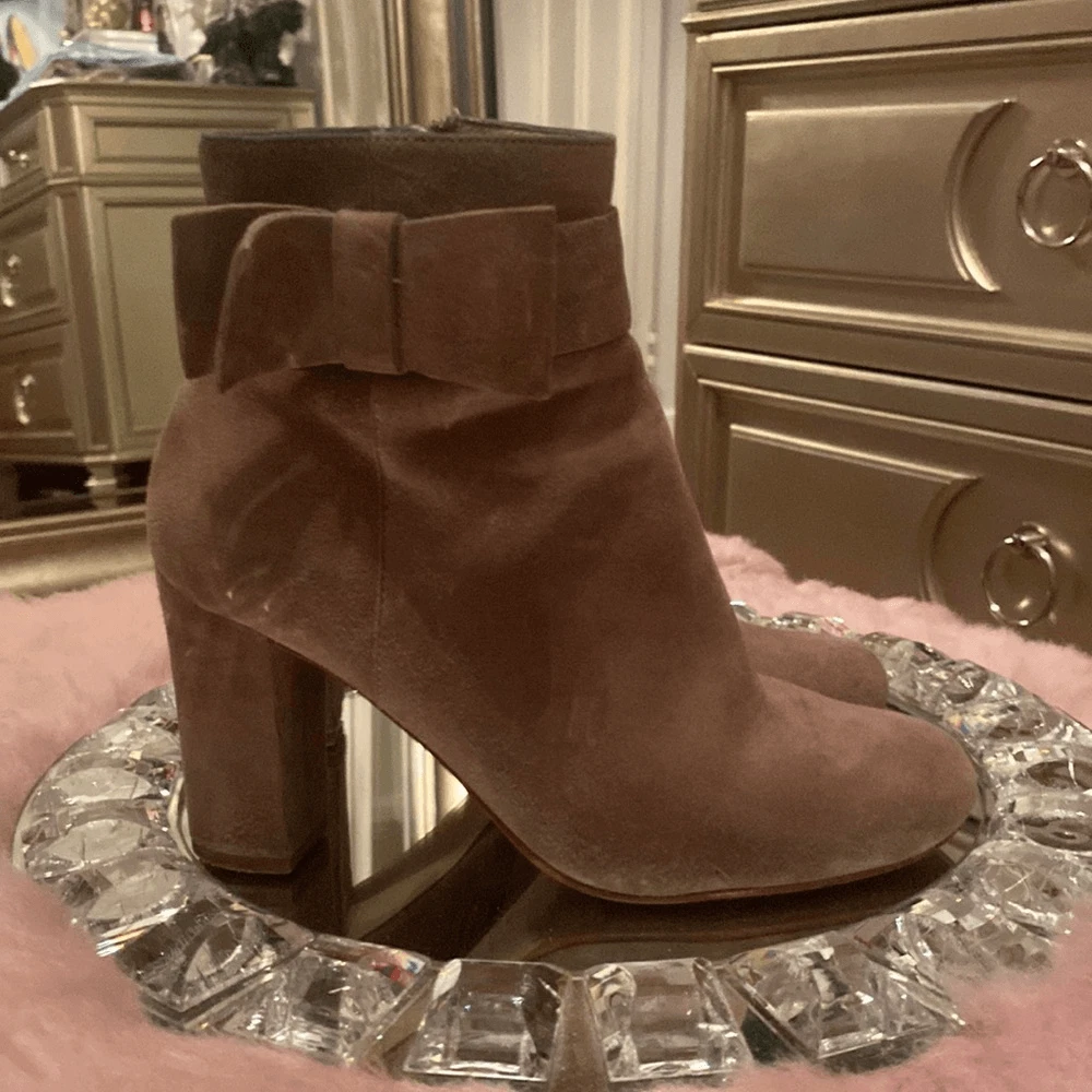Kate spade suede booties with bow sales