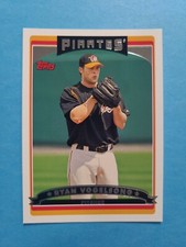 RYAN VOGELSONG 2006 TOPPS BASEBALL CARD # 112 F9134