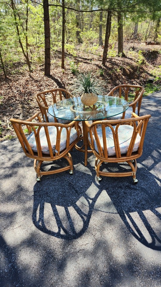 Ficks Reed Rattan Mid Century Dining Set With 4 Chairs& Glass Top Round ...