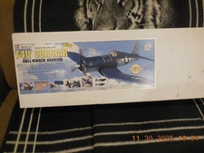 Top Flite Giant Scale Gold Edition F4U Corsair 86.5" wingspan rc airplane kit