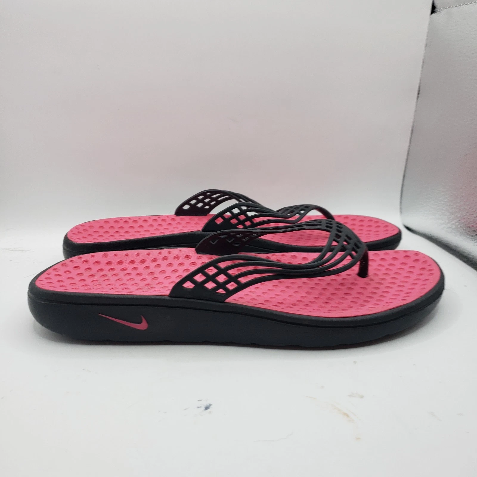 Sandali Nike taglia 8 donna rosa caldo neri