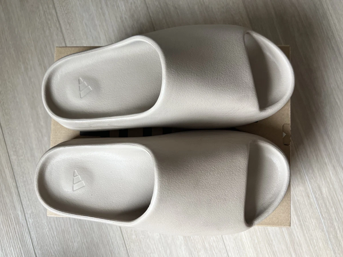 Preços baixos em Adidas Yeezy Slide | eBay
