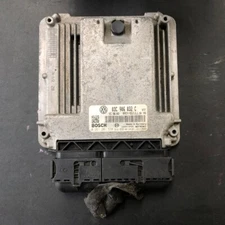 VOLKSWAGEN TOURAN BMY Engine Control Unit ECU 03C-906-032-C Used Genuine