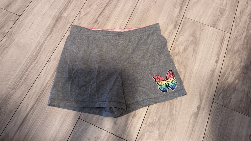 GRAY BUTTERFLY SHORTS SIZE  XL 14-16