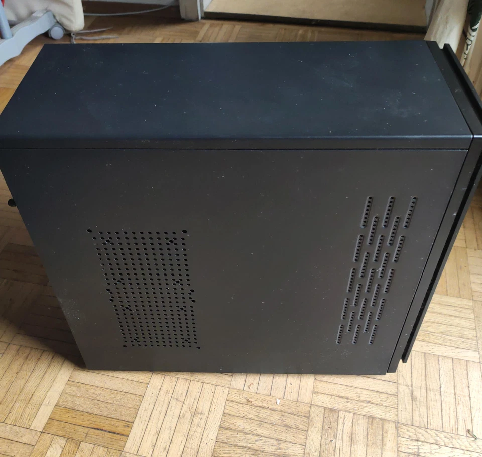 MID Tower ATX Gehäuse Schwarz gebraucht - Bild 3 von 4