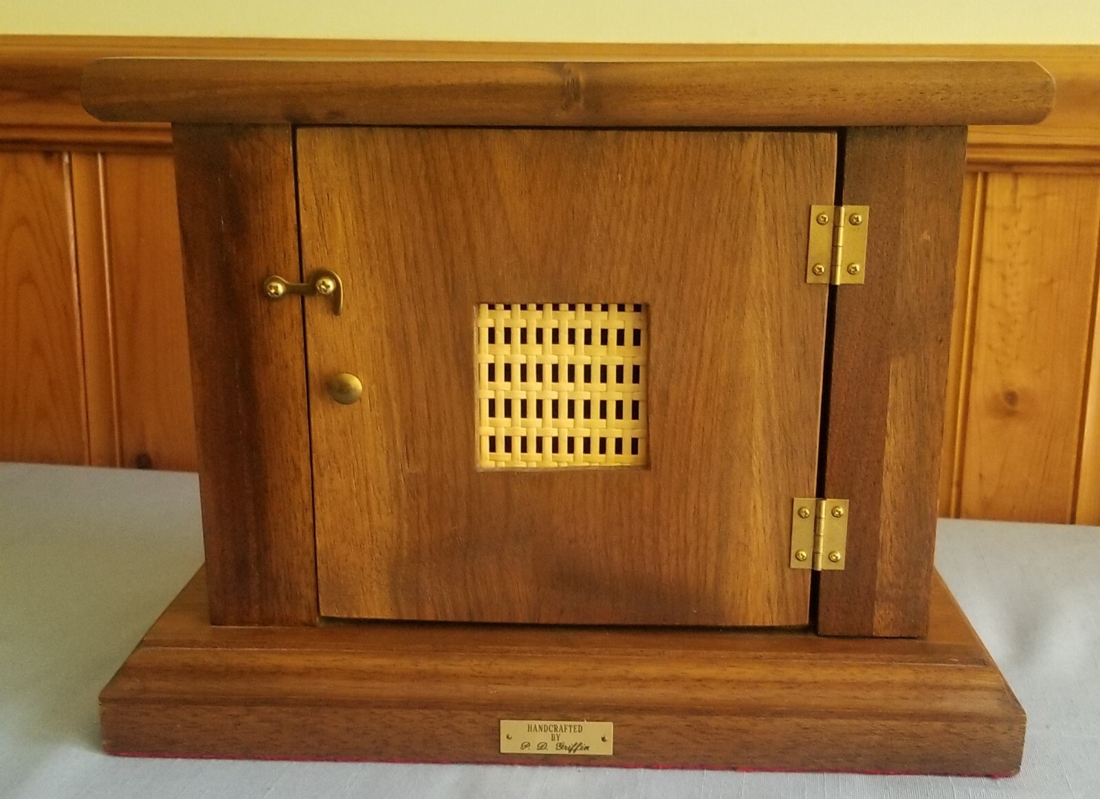 Hand Crafted Wood Mantel Mantle Clock Brass Lion Head Hermle 2100