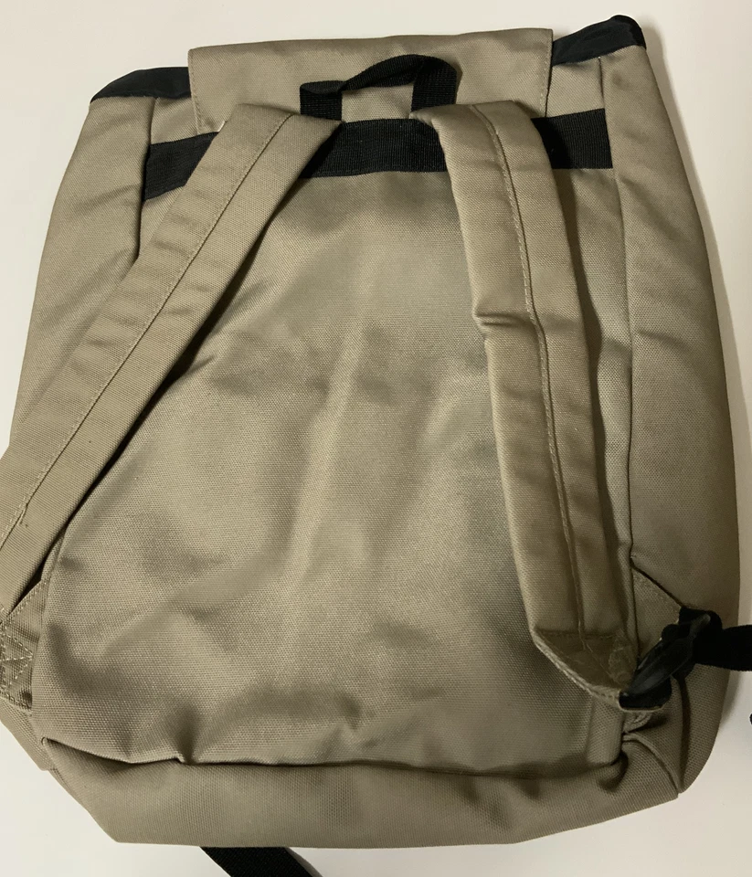 🧷 MOCHILA MOCHILA 16” CLASE ARTE NIÑOS, VERDE OLIVA 🆕 como se muestra  Foto 2 de 3