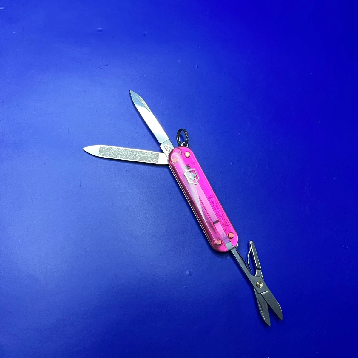 Victorinox Classic rosa transparente 0.6203.T5 navaja suiza | Compras con ventajas en
