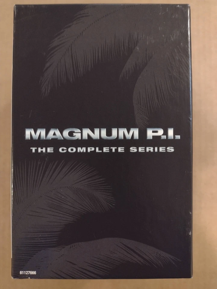 MAGNUM P.I. COMPLETE SERIES 1-8...42 DVD SET TOM SELLECK...LIKE NEW..FREE SHIP - Image 2 of 4