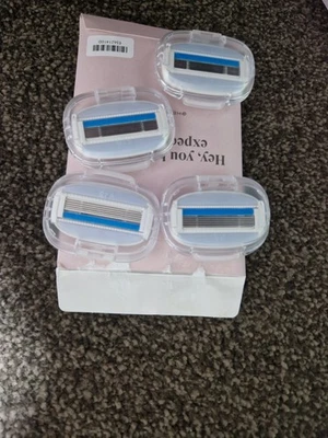 Estrid Pack Of 4 Razor Heads (please read description and see second photo)