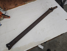 Drive Shaft 80s 90s Chevy Gmc Gm 16 Spline 2 Piece Truck Rear Section 43.5 Drive Shaft 80s 90s Chevy Gmc Gm 16 Spline 2 Piece Truck Rear Section 43.5