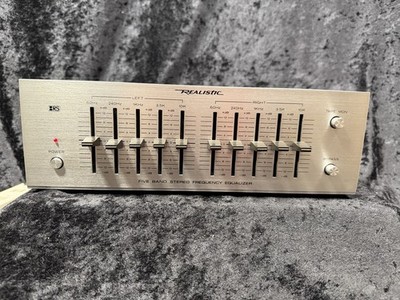 Realistic Five Band Stereo Equalizer 31-1988 Vintage 1981 Korea - Powers On