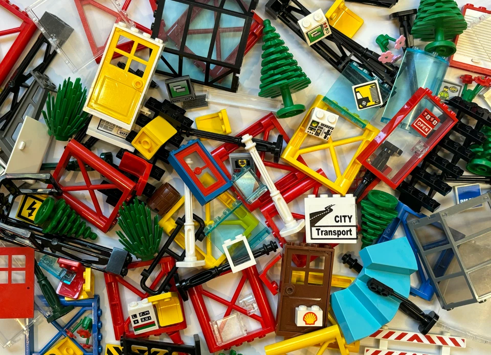 LEGO Bulk Lot Train Station City park bus stop Accessories 25 Random Parts - Image 2 of 3