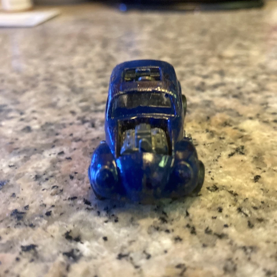 1697 Hot Wheels Redline VW Bug Beetle Dark Blue• Handbuilt Diecast • VW Bug 1:64 - Image 4 of 4