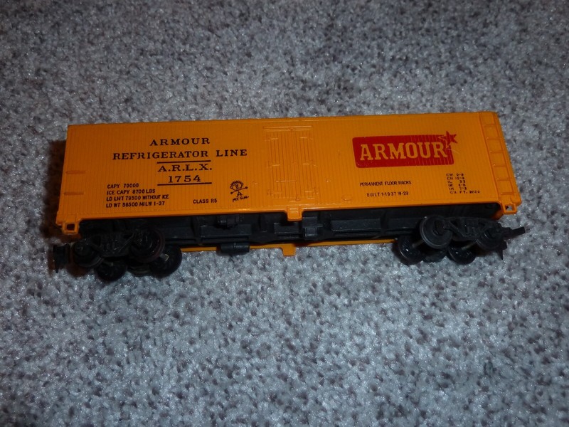 HO Scale Freight Car Armour ((SEE PHOTO"S))
