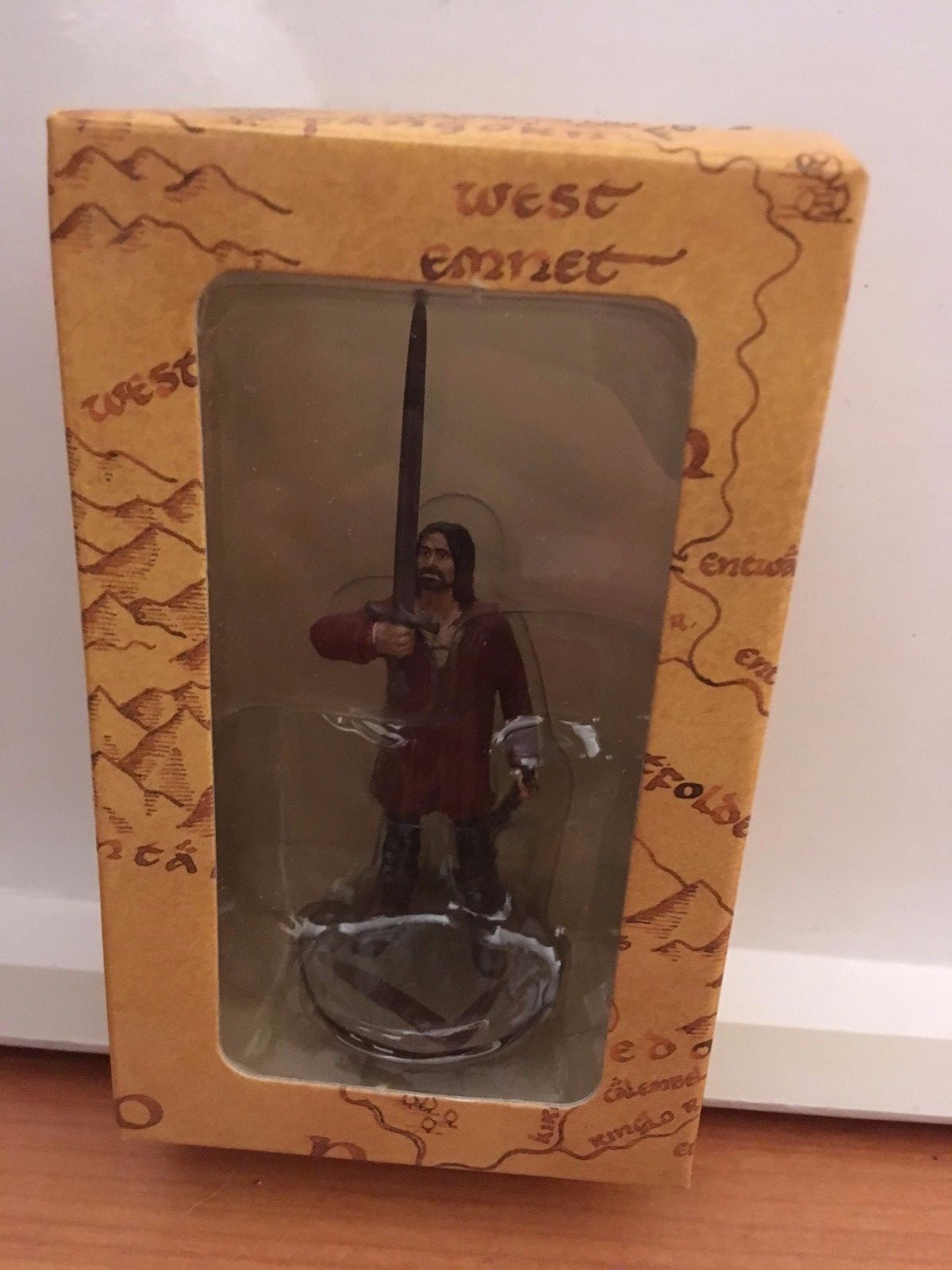 LORD OF THE RINGS COLLECTOR ISSUE 78 ARAGORN EAGLEMOSS FIGURE+ MAGAZINE