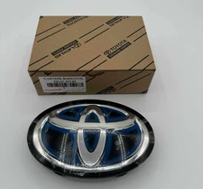 53141‑33130 Radar Badge Fits Camry Avalon Sienna Highlander Hybrid