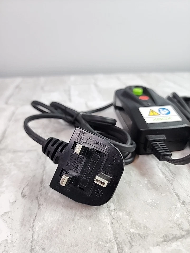 Microsoft Original Xbox Surge Protector Power Supply *UK PLUG*  X800924-100 OEM - Image 3 of 4