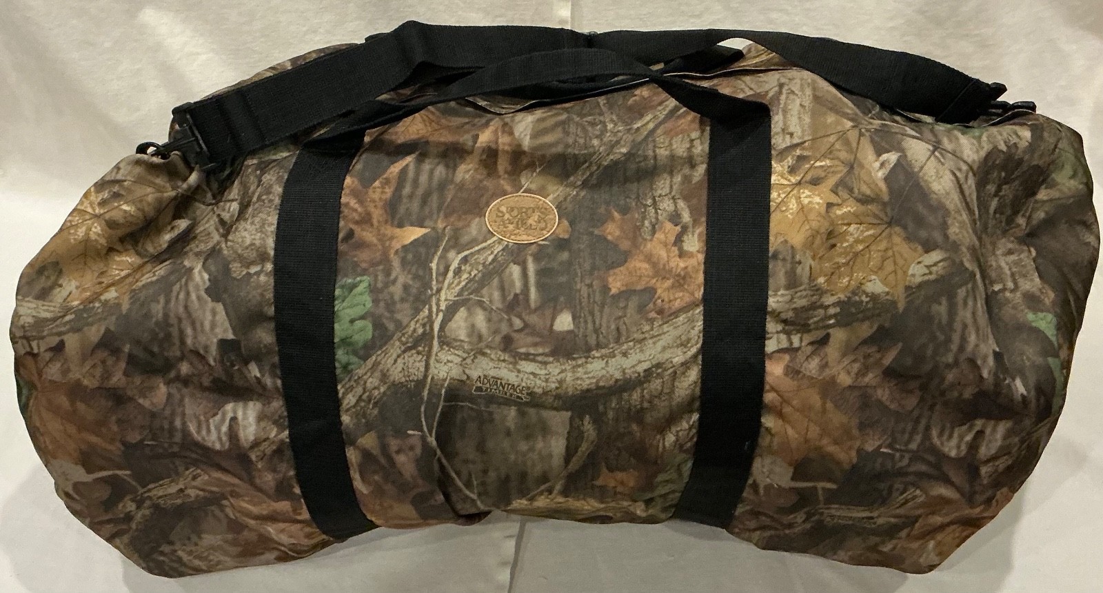 Camo Hunting Duffel Bag Lightweight 34" x 18" x 15&rdquo; MOSSY 