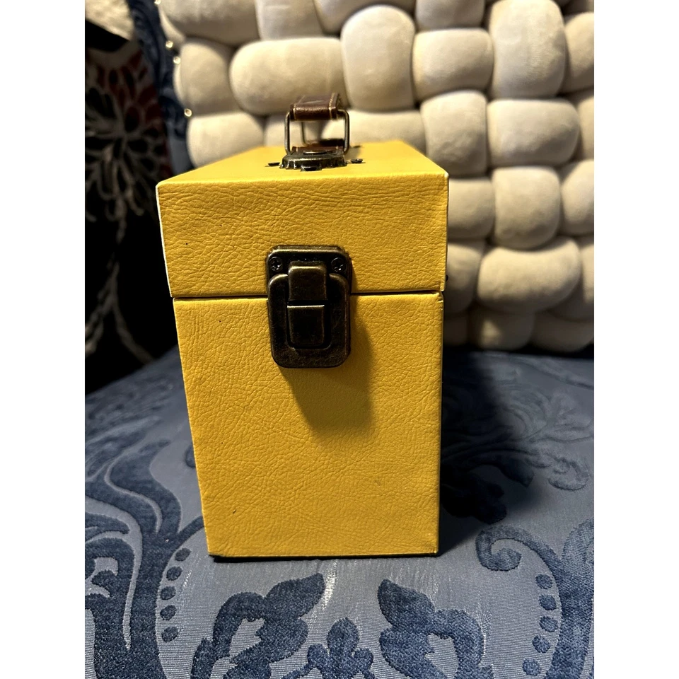 黄色木制老式电视小号手提袋 — 第 2/4 张图片